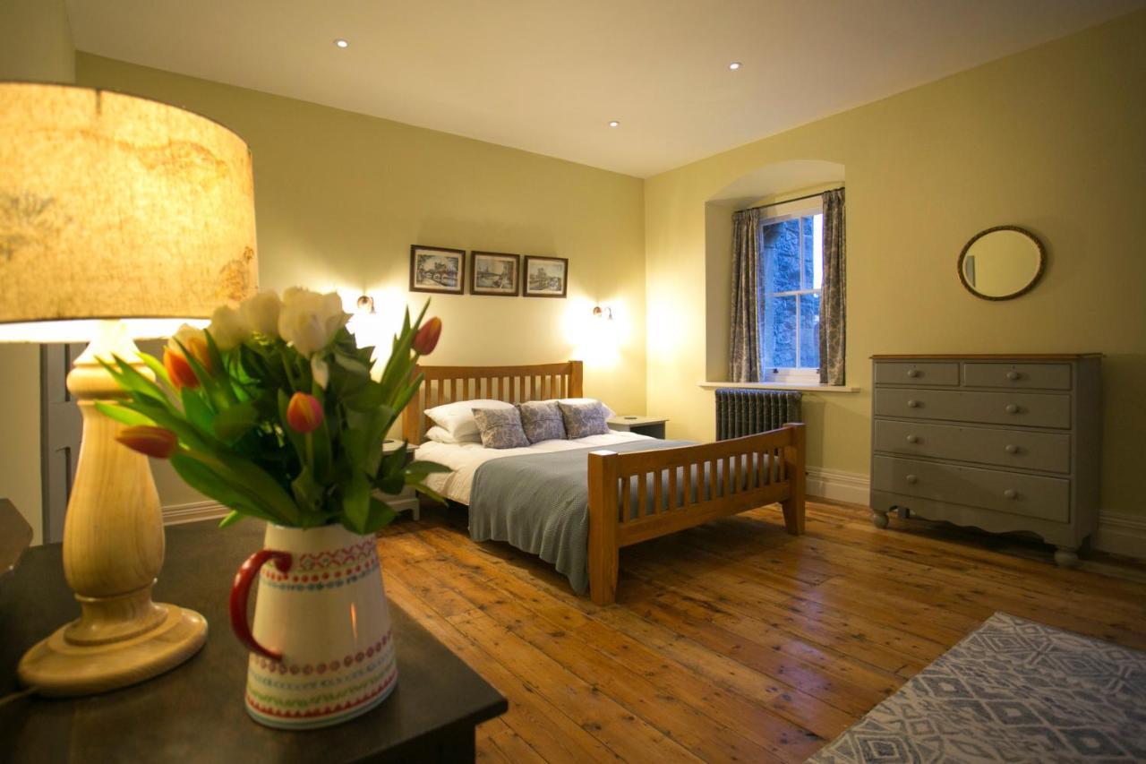 Wild Garlic Stays, Mumbles Newton  Экстерьер фото